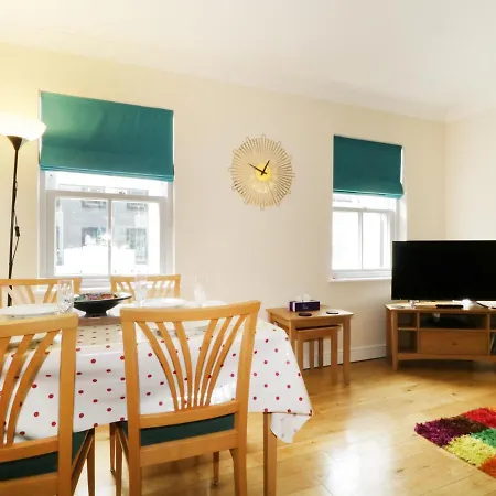 Fox's Den 펜션 케직