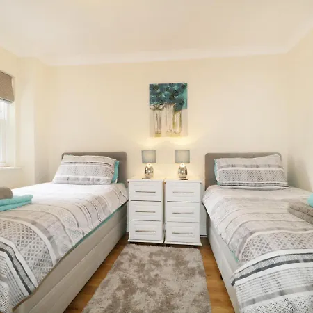 펜션 Fox's Den 케직